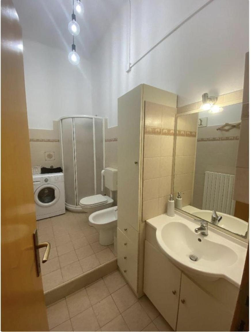 Casa Rella - Camera Green Болоня Екстериор снимка